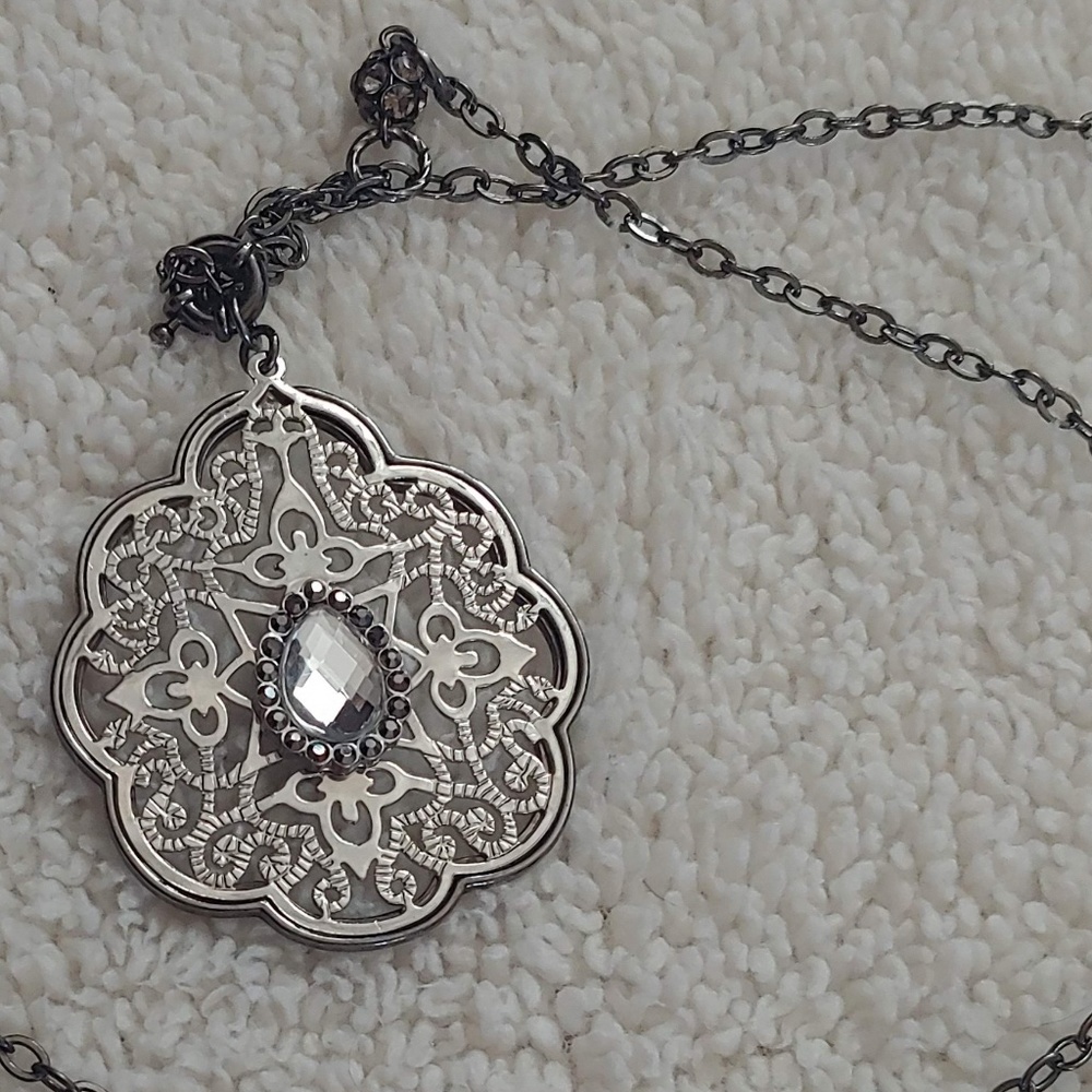 Premier Designs necklace